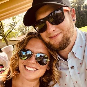 Meet your Posher, Holly